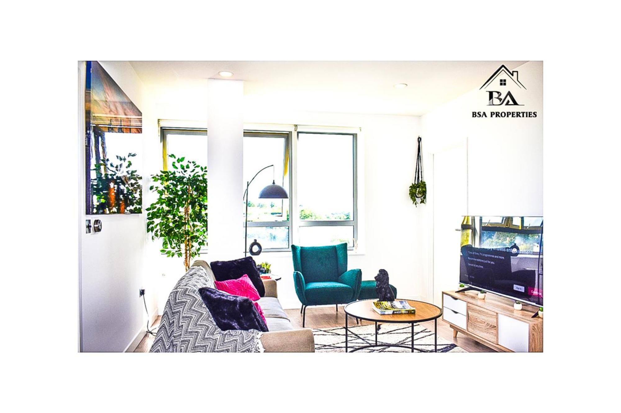 City Centre Apartment Close To Ascot & Legoland Sleep Upto 4 Guests - Parking On Request! براكنيل المظهر الخارجي الصورة