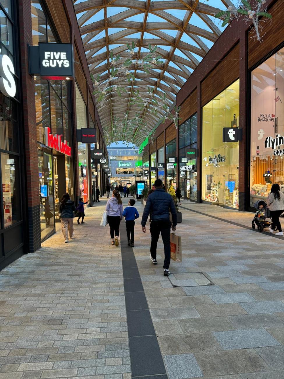 City Centre Apartment Close To Ascot & Legoland Sleep Upto 4 Guests - Parking On Request! براكنيل المظهر الخارجي الصورة